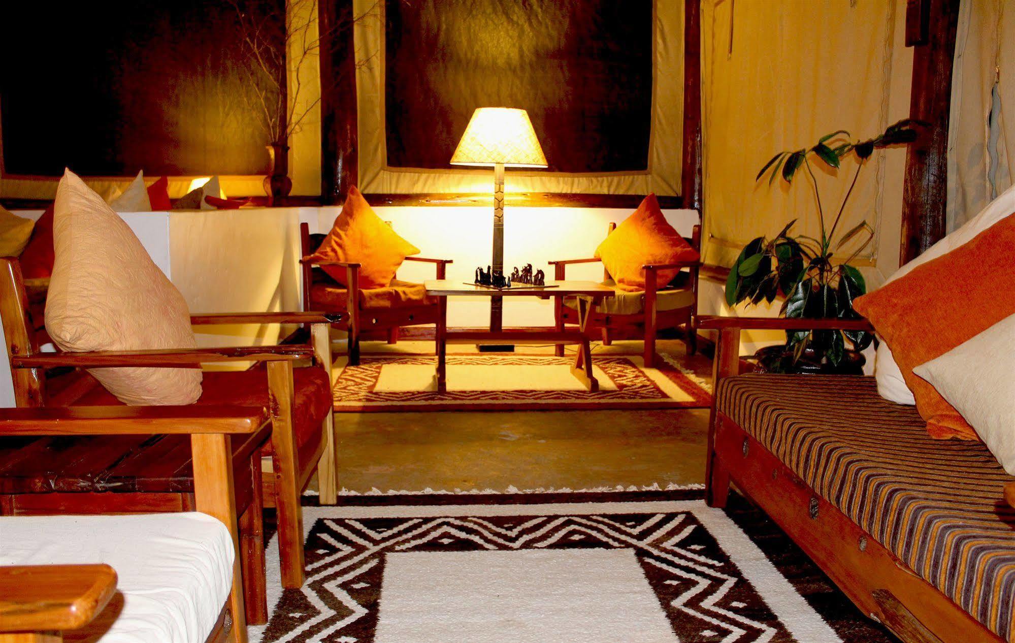 Ziwa Bush Lodge Накуру Екстериор снимка